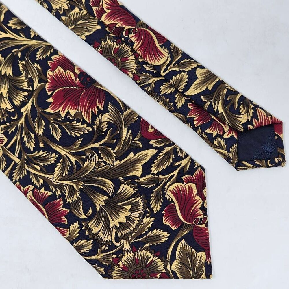 SMITHSONIAN INSTITUTION MADE IN ITALY SILK TIE BLUE CREAM RED FLORAL 3.25" X 56"